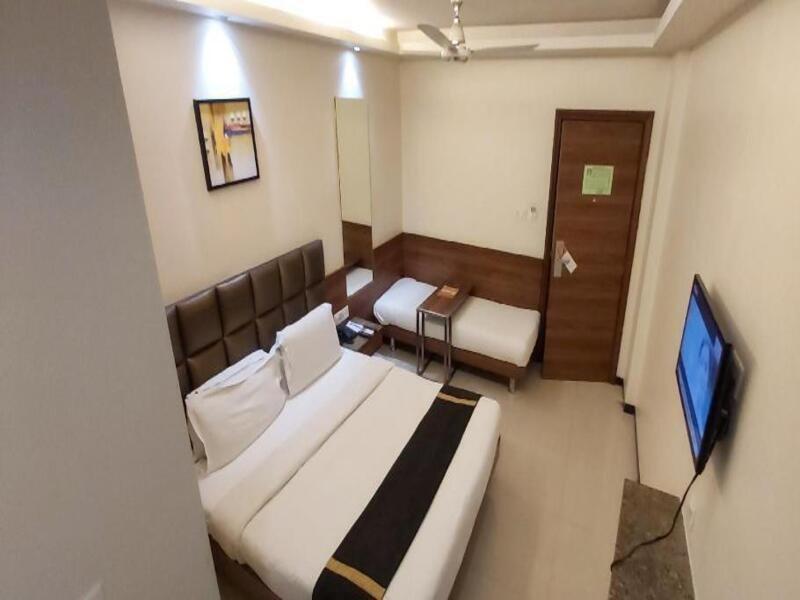 Kyriad By Othpl Hotel 3*